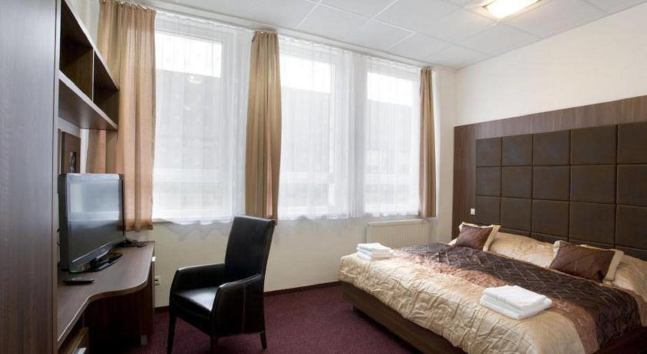 Hotel Branc, Garni เซนิซา ภายนอก รูปภาพ